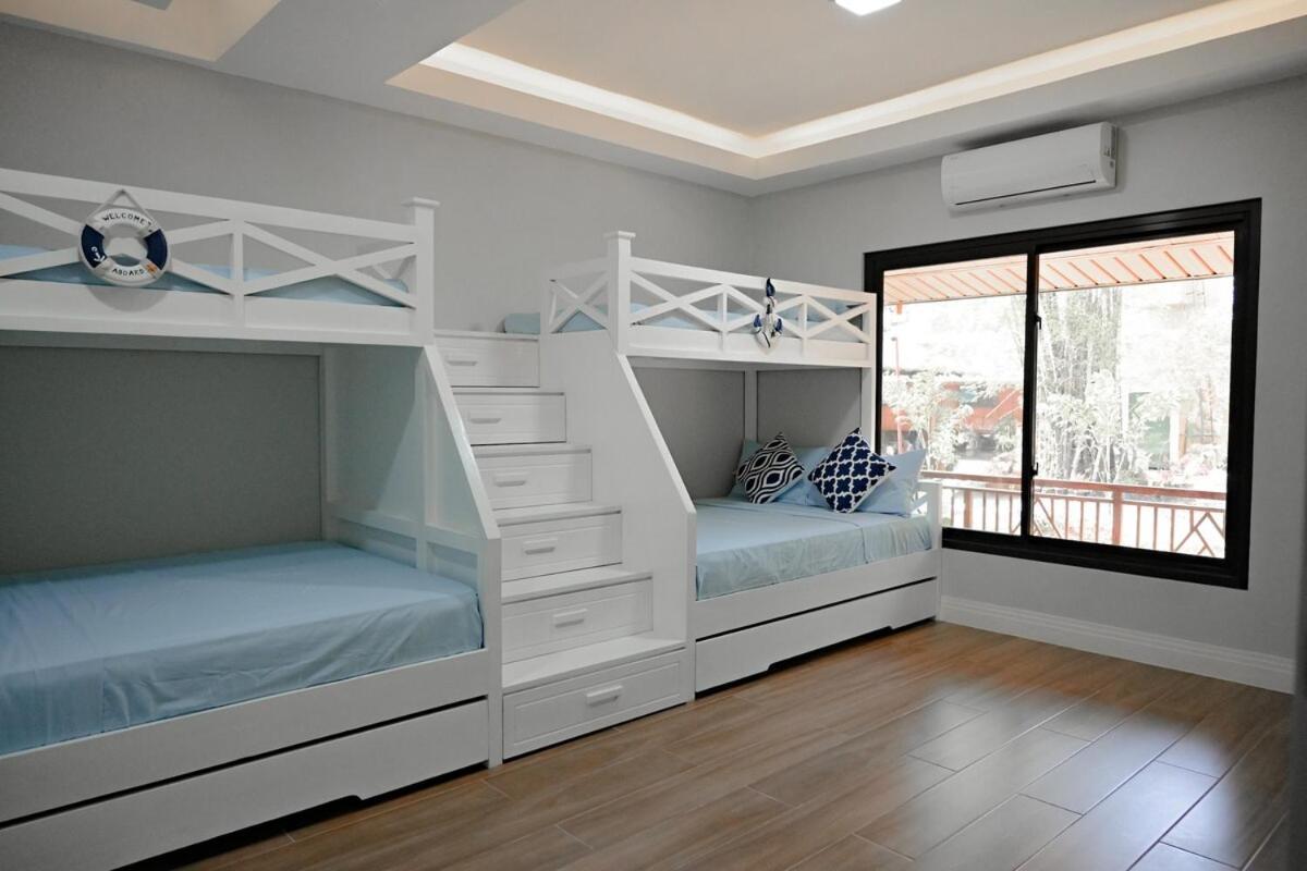 Redwood Cabin Bolinao Εξωτερικό φωτογραφία