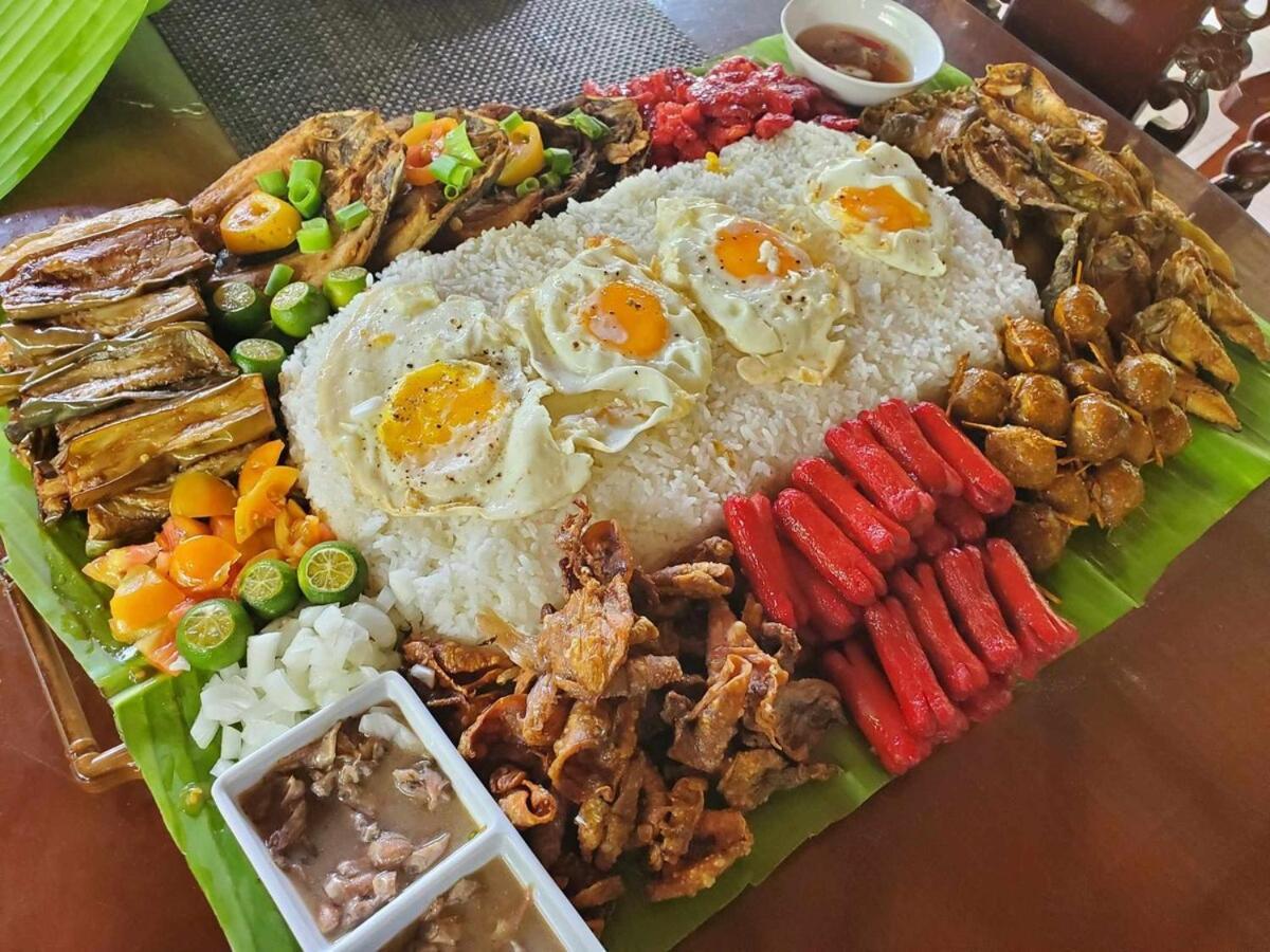 Redwood Cabin Bolinao Εξωτερικό φωτογραφία