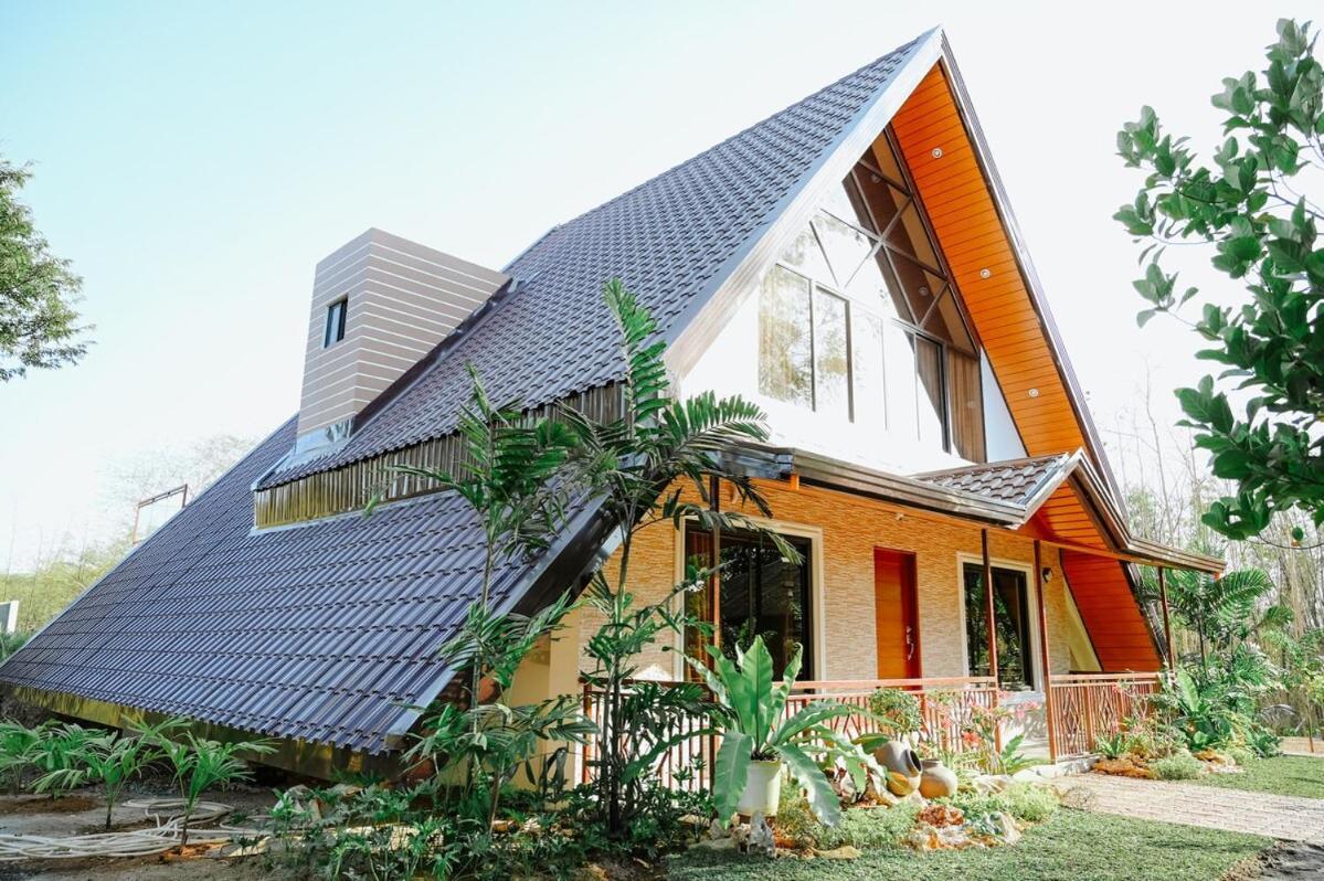 Redwood Cabin Bolinao Εξωτερικό φωτογραφία