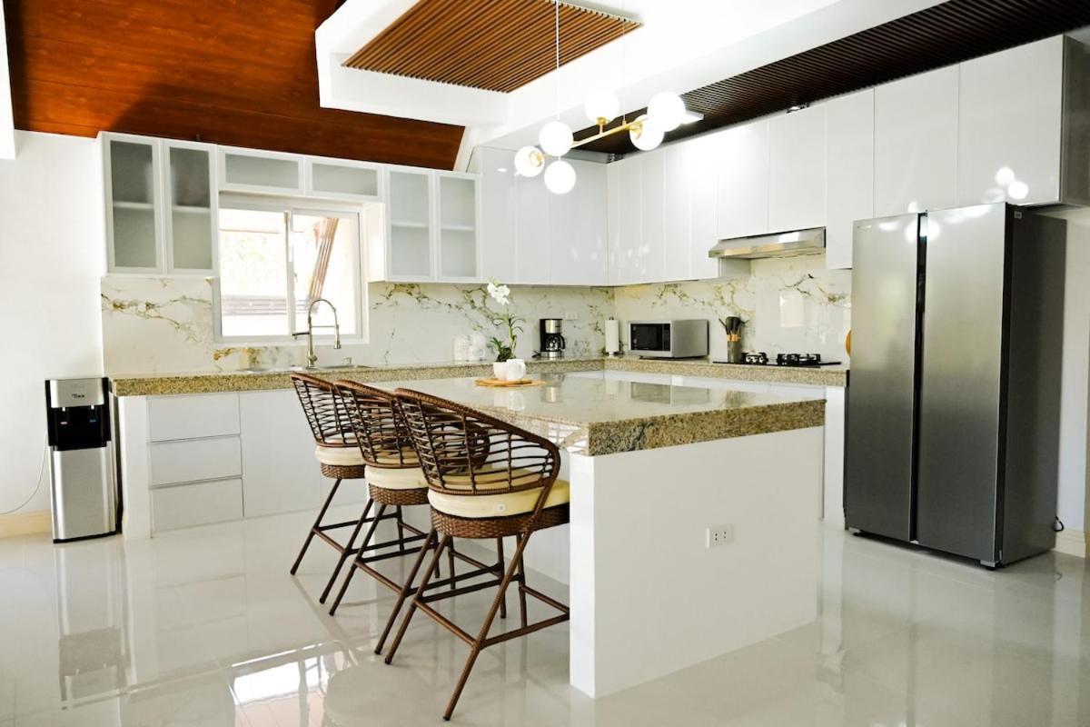 Redwood Cabin Bolinao Εξωτερικό φωτογραφία