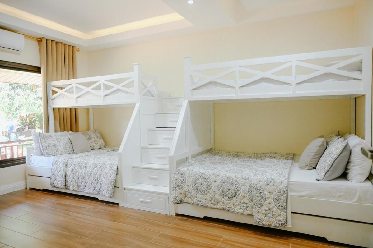 Redwood Cabin Bolinao Εξωτερικό φωτογραφία