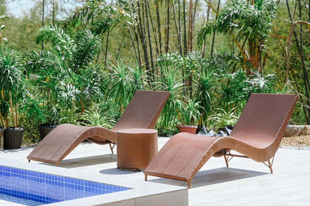 Redwood Cabin Bolinao Εξωτερικό φωτογραφία